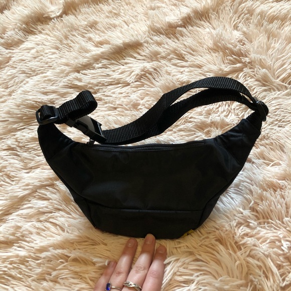 Vintage Mickey and Minnie Fanny Pack - Picture 3 of 6